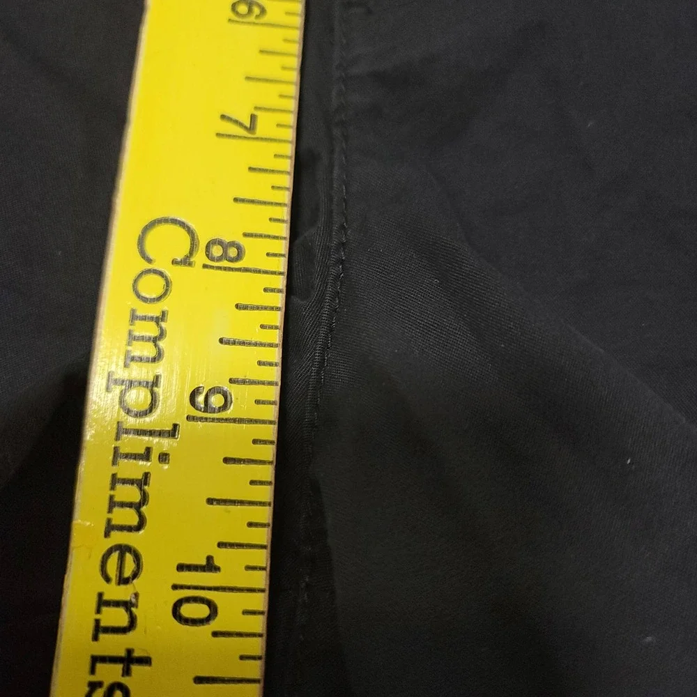 Old Navy Everyday Short Womens 12 Black Chino Twill‎ Mid Rise Preppy Resortwear